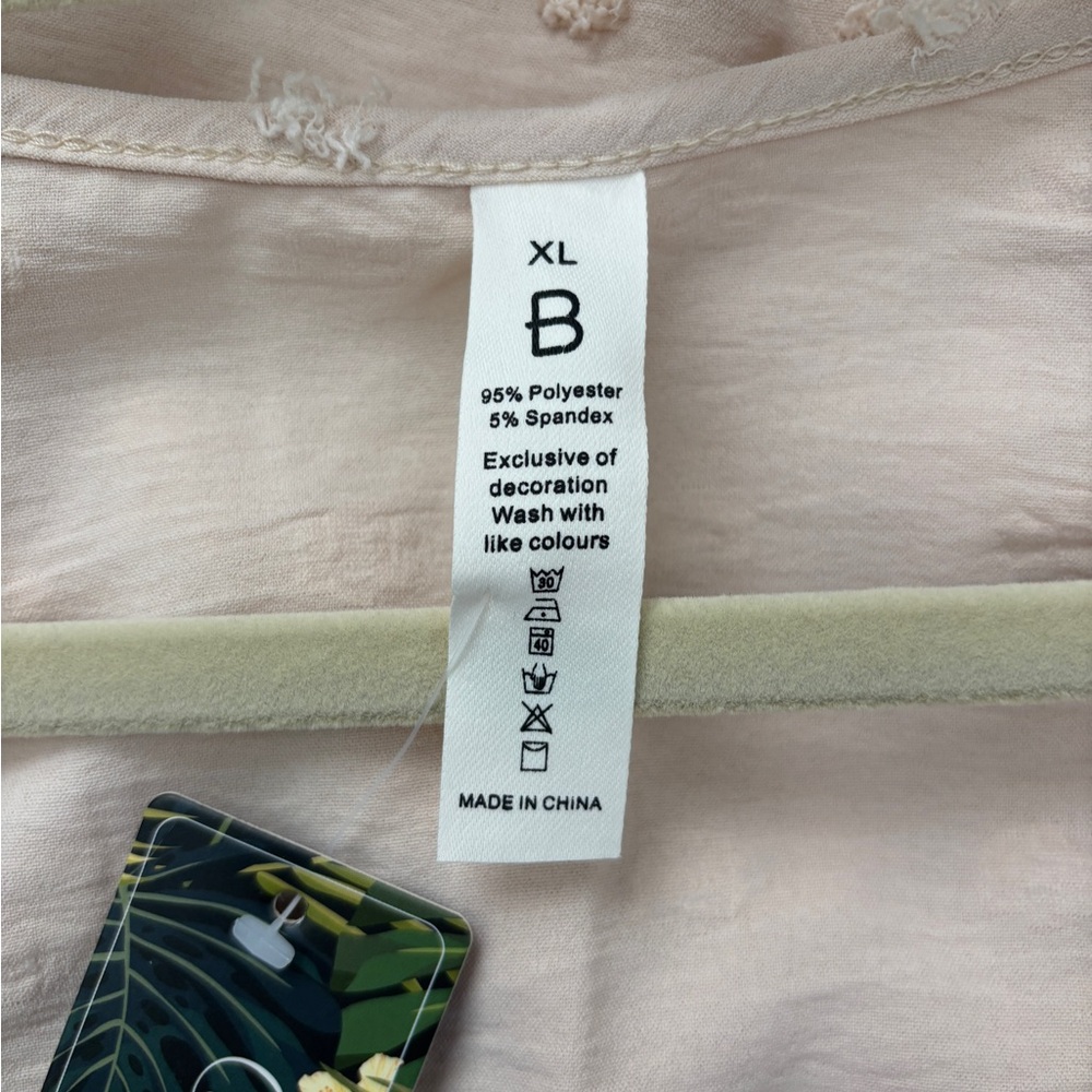 Blooming Jelly - NWT Size XL Women's Cream Swim Coverup Dress - Picture 2 of 3